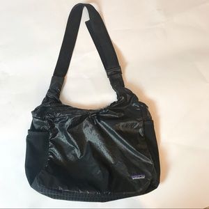 Patagonia nylon crossbody bag